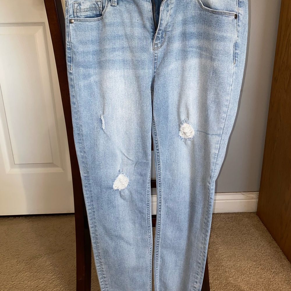 Light Wash Distressed Jeans